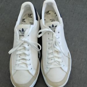 Men's Adidas rod laver White Tennis Shoes